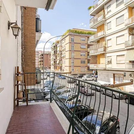 Family House 10 Min Metro Conca D'oro * Roma